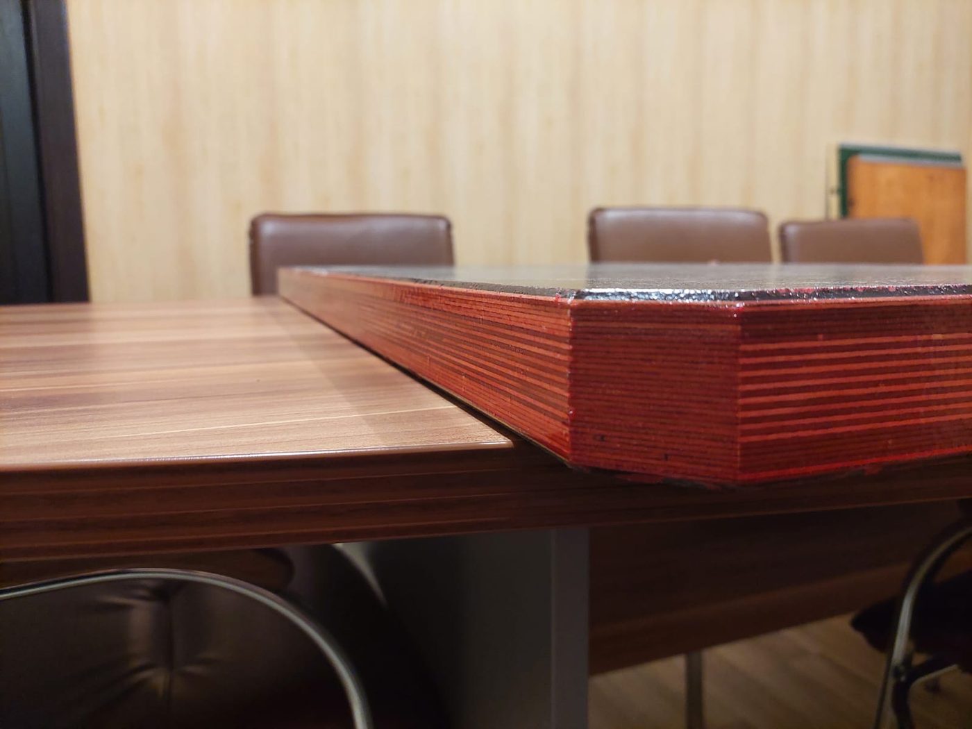 3–4× longer life than wood
